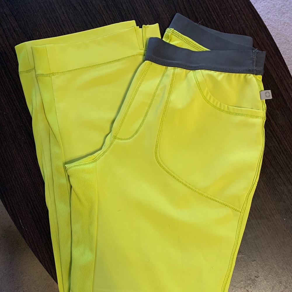 Xs Cherokee infinity scrub pants